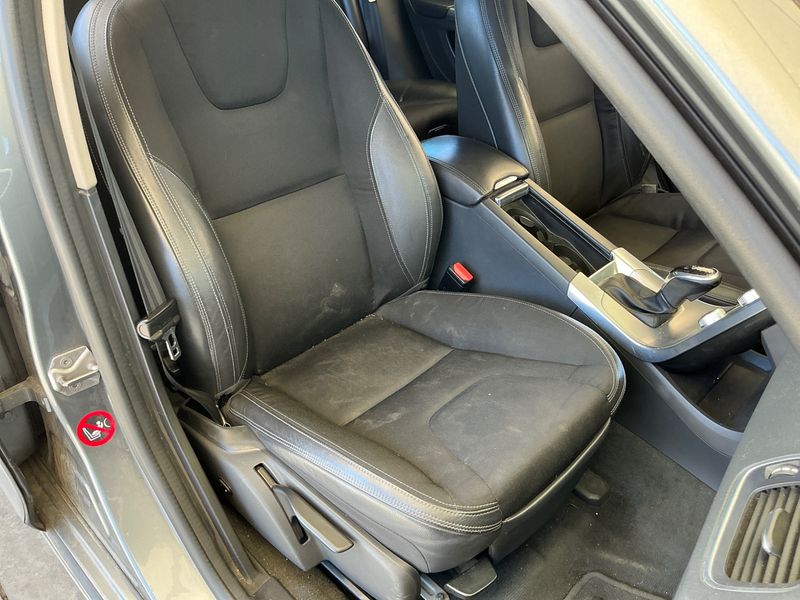 Volvo V60 2.0 D2 Momentum 2016 – снимка 39