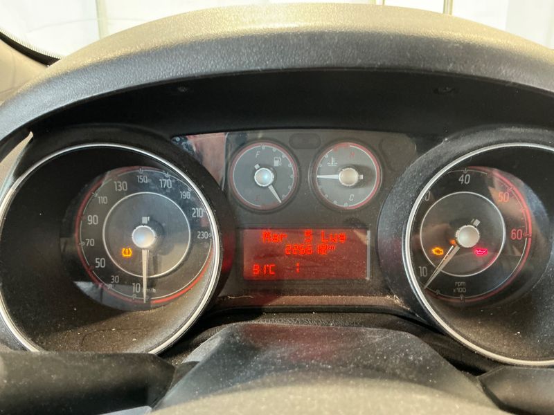 Fiat Punto 1.3 JTD Lounge 2015 – снимка 4