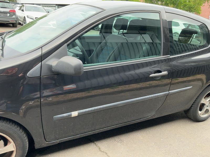 Renault Clio 1.2 Authentique 2006 – снимка 4