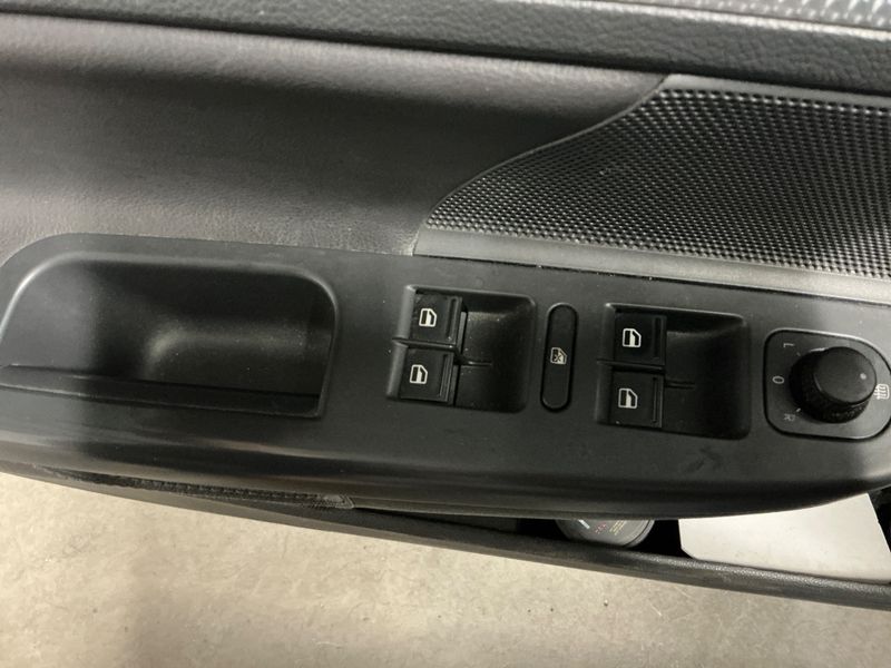 Volkswagen Golf V 3.2 V6 R32 2007 – снимка 28