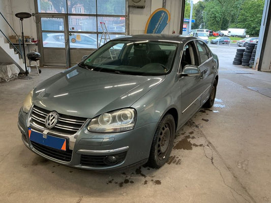 Volkswagen Jetta 1.9 TDI Comfortline 2006 – снимка 1