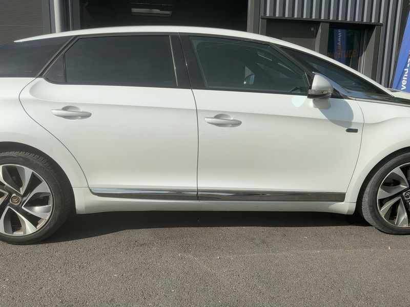 Citroen DS5 2.0 HDi Hybrid4 SportChic 2013 – снимка 10