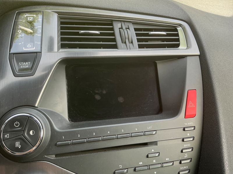 Citroen DS5 2.0 HDi Hybrid4 SportChic 2013 – снимка 29
