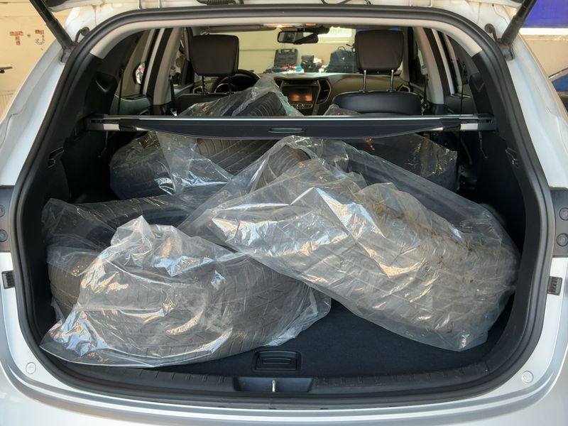 Hyundai Santa Fe 2.2 CRDi Premium 4WD 2015 – снимка 16