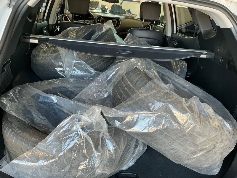 Hyundai Santa Fe 2.2 CRDi Premium 4WD 2015 – снимка 15