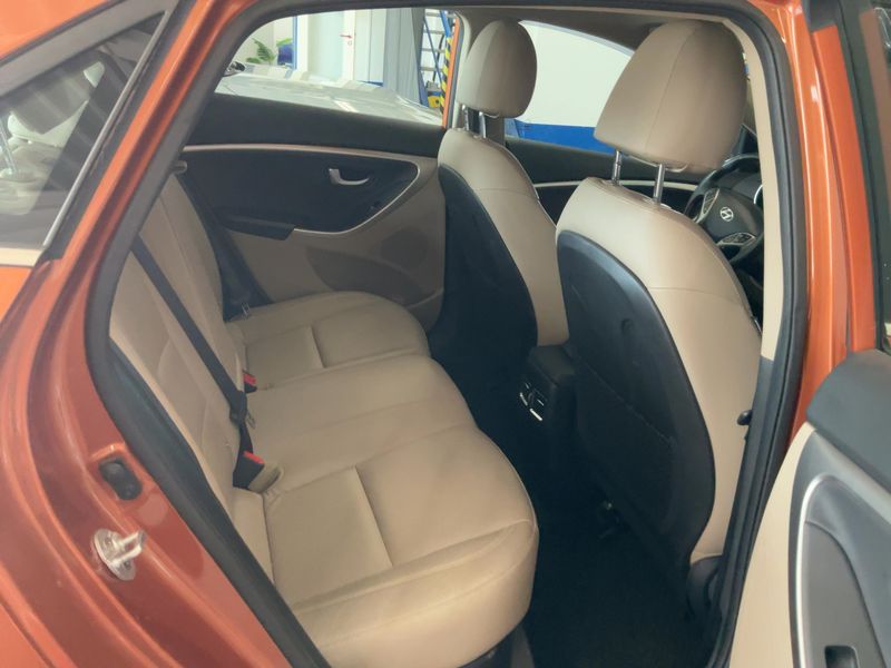 Hyundai i30 1.6 GDI Premium blue 2016 – снимка 19