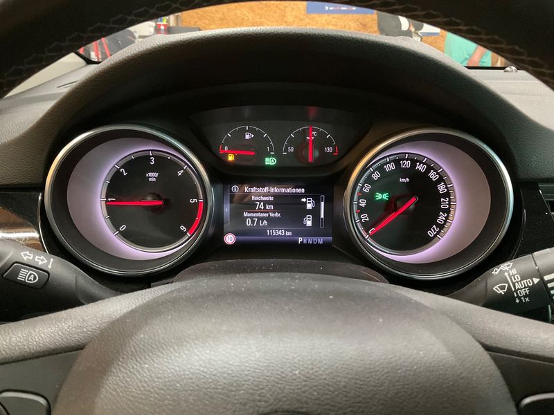 Opel Astra 1.6 CDTI DPF ON 2018 – снимка 19