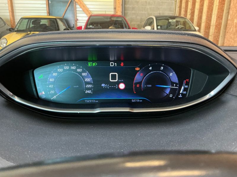 Peugeot 3008 1.6 Blue-HDi Crossway 2018 – снимка 18