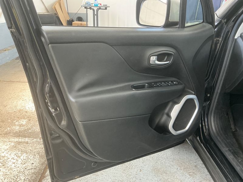 Jeep Renegade 2.0 M-Jet Limited 4WD 2015 – снимка 34