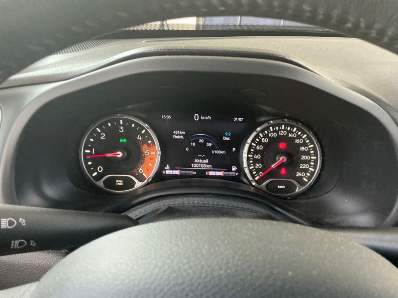 Jeep Renegade 2.0 M-Jet Limited 4WD 2015 – снимка 18