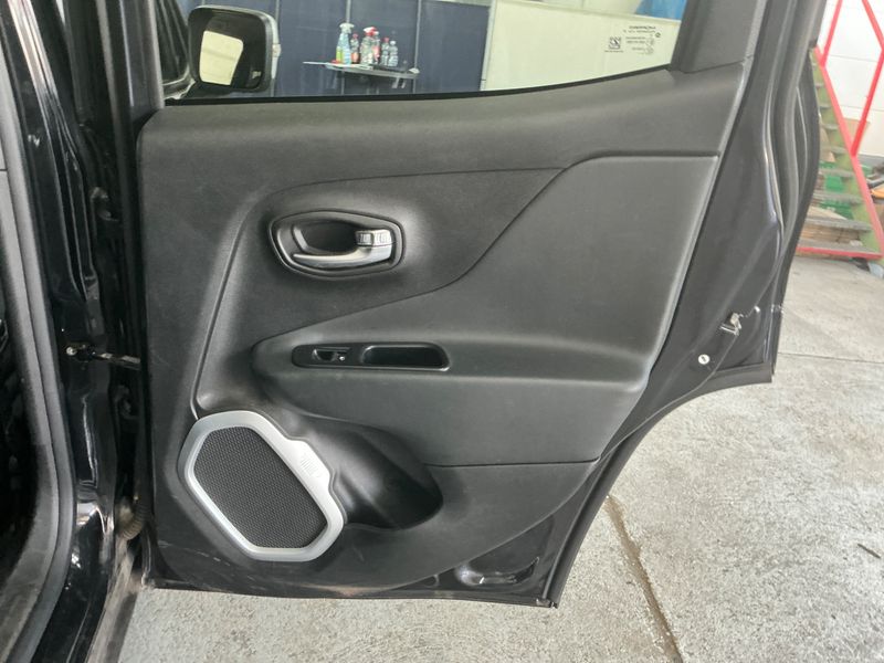 Jeep Renegade 2.0 M-Jet Limited 4WD 2015 – снимка 29
