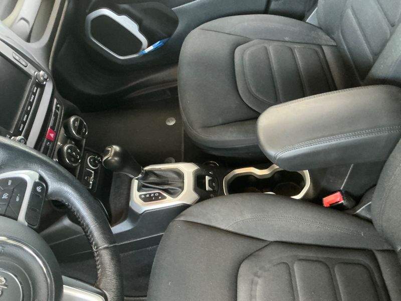 Jeep Renegade 2.0 M-Jet Limited 4WD 2015 – снимка 27