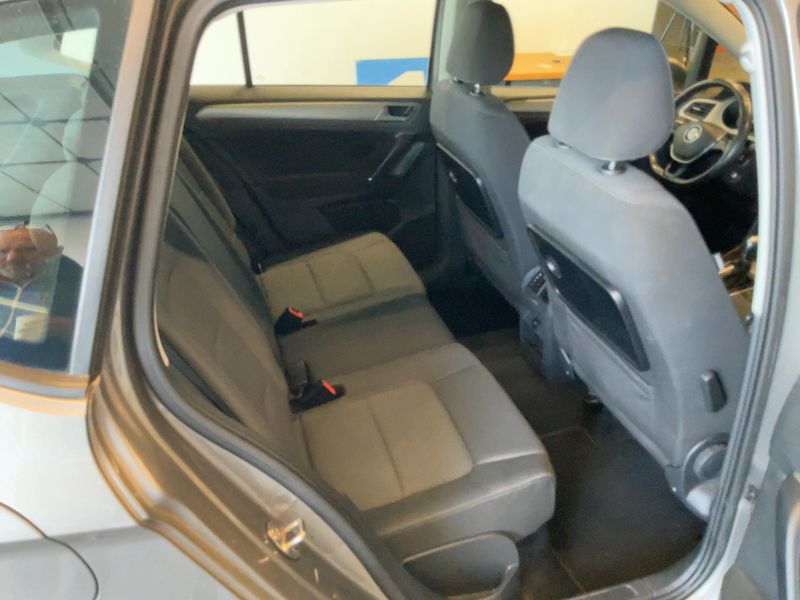 Volkswagen Golf VII Sportsvan 1.2 TSI Comfortline BlueMotion Tech 2014 – снимка 19