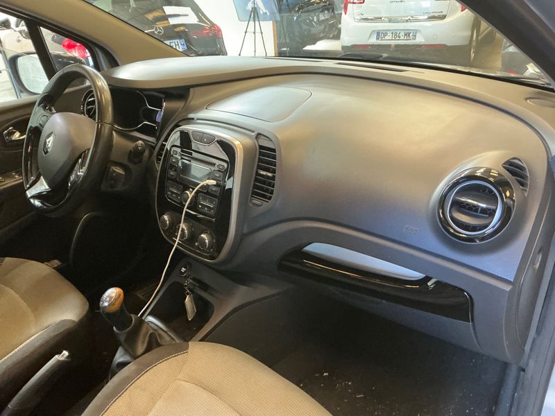 Renault Captur 1.5 dCi Energy Zen 2015 – снимка 31