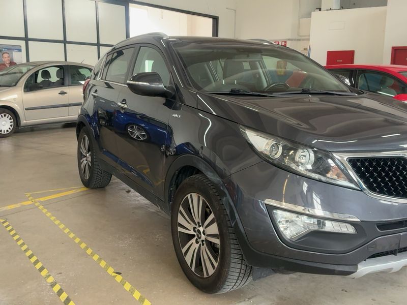 Kia Sportage 2.0 CRDi Feel 4WD 2015 – снимка 12