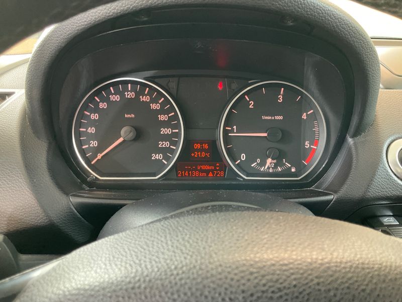 BMW 1er 116d 2010 – снимка 4