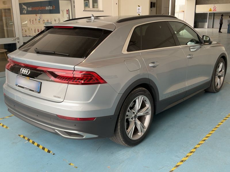 Audi Q8 50 TDI Mild-Hybrid quattro 2023 – снимка 8