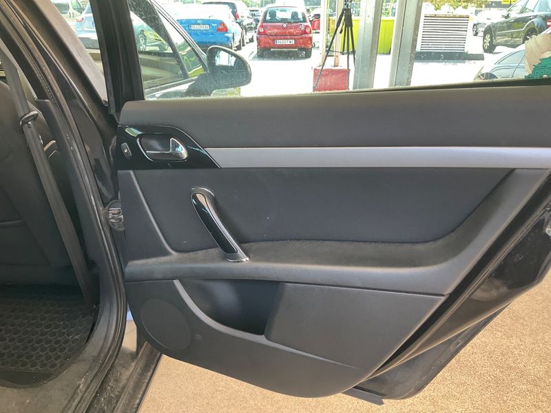 Peugeot 407 1.6 HDi Business Line 2010 – снимка на щета