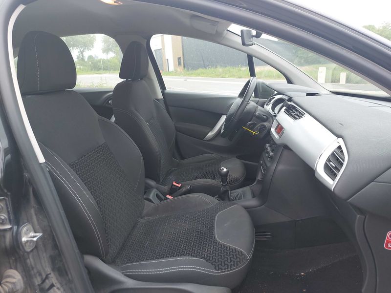 Citroen C3 1.4 HDi Confort 2011 – снимка 10