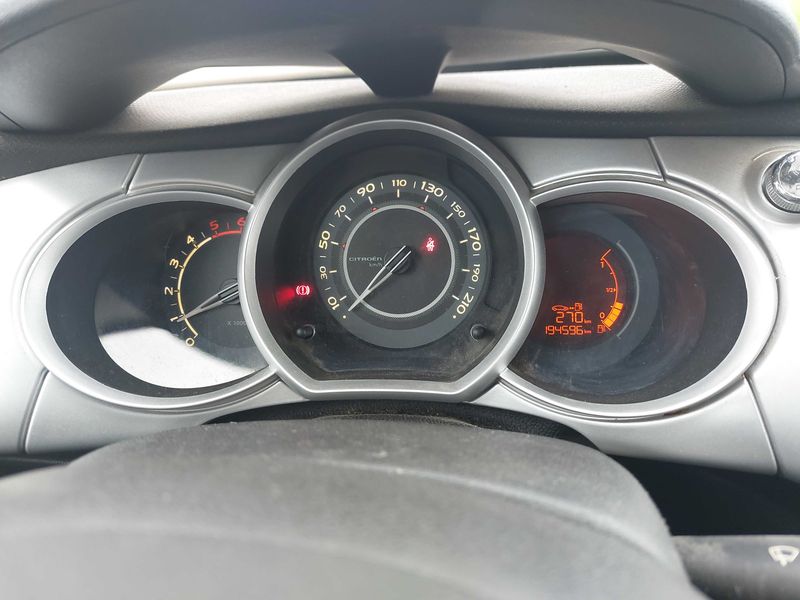 Citroen C3 1.4 HDi Confort 2011 – снимка 12