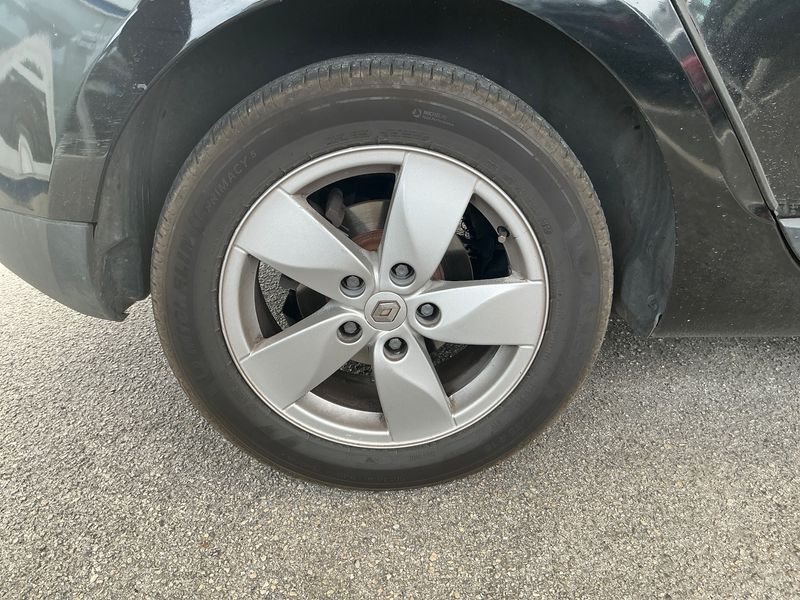 Renault Megane 1.5 dCi Dynamique 2011 – снимка 9
