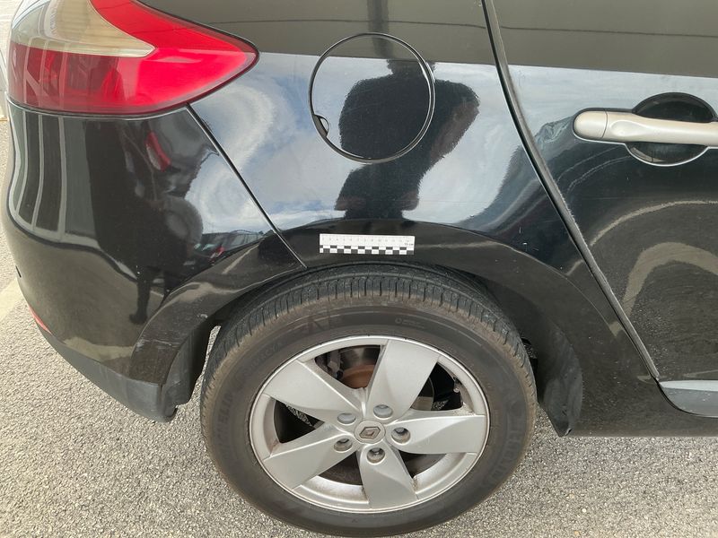 Renault Megane 1.5 dCi Dynamique 2011 – снимка 22