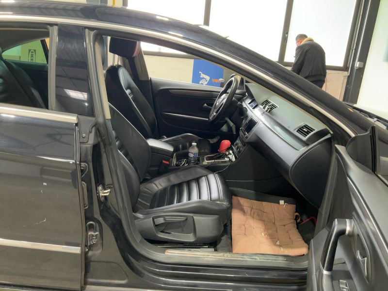 Volkswagen CC 2.0 TDI Carat BlueMotion Tech 2015 – снимка 16