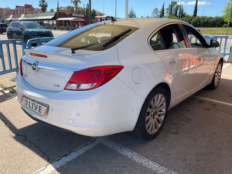 Opel Insignia 2.0 CDTI Cosmo 2010 – снимка 2