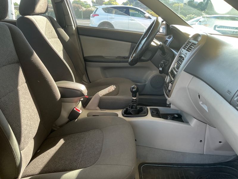 Kia Cerato 2.0 Turbodiesel LX CRDi 2005 – снимка 3