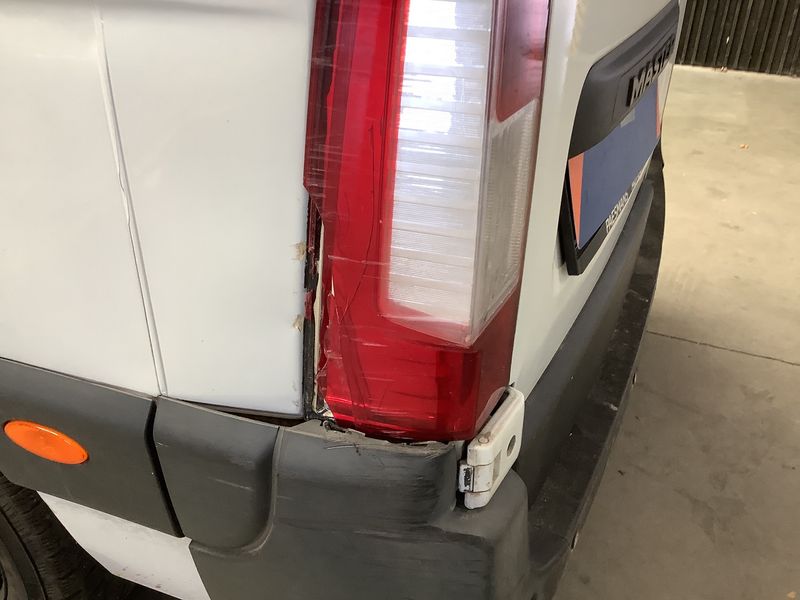 Nissan Interstar 2.3 dCi L3H2 3,5t Acenta FWD 2022 – снимка 32