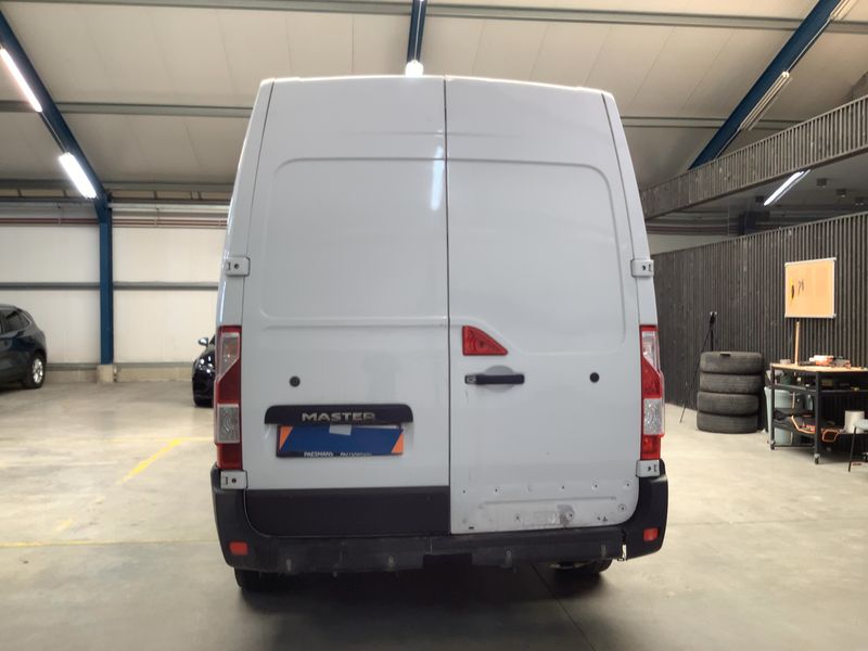 Nissan Interstar 2.3 dCi L3H2 3,5t Acenta FWD 2022 – снимка 7