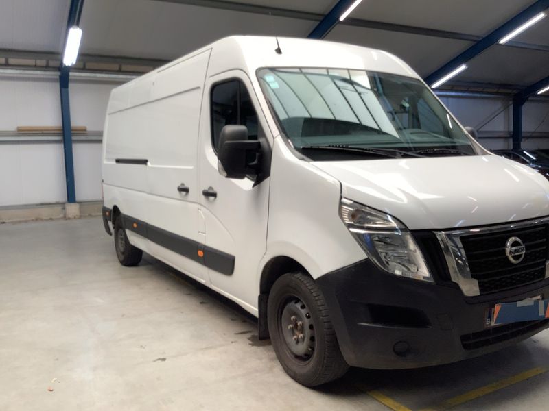 Nissan Interstar 2.3 dCi L3H2 3,5t Acenta FWD 2022 – снимка 12
