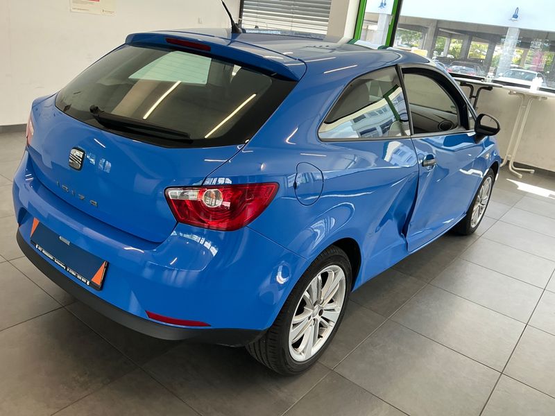 Seat Ibiza 1.4 Reference 2011 – снимка 2