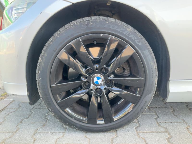 BMW 3er 330d xDrive 2011 – снимка на щета