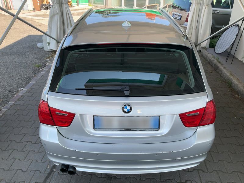 BMW 3er 330d xDrive 2011 – снимка 5