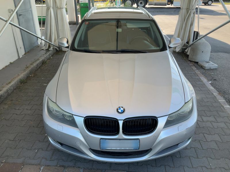 BMW 3er 330d xDrive 2011 – снимка 9