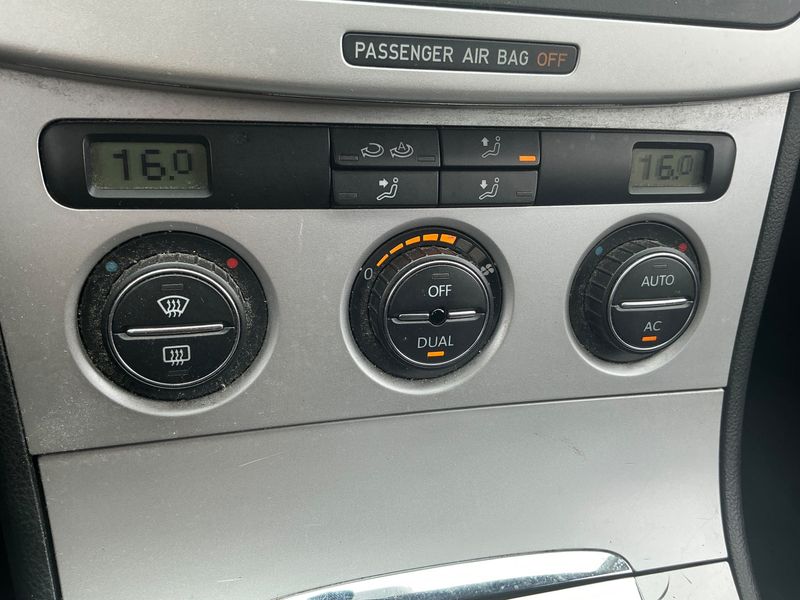 Volkswagen Passat 2.0 TDI Comfortline 2007 – снимка на щета