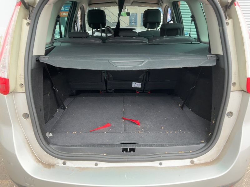 Renault Grand Scenic 1.5 dCi Limited 2015 – снимка 15