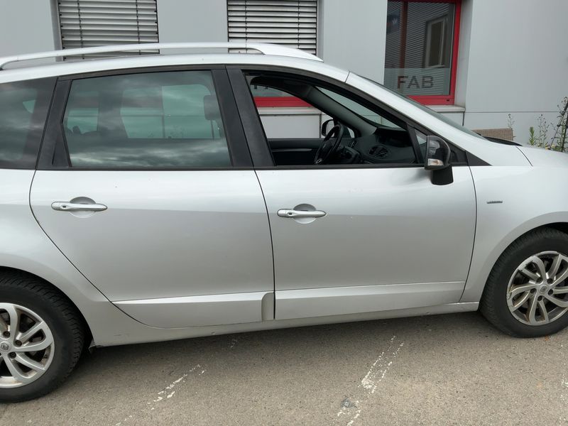 Renault Grand Scenic 1.5 dCi Limited 2015 – снимка 10