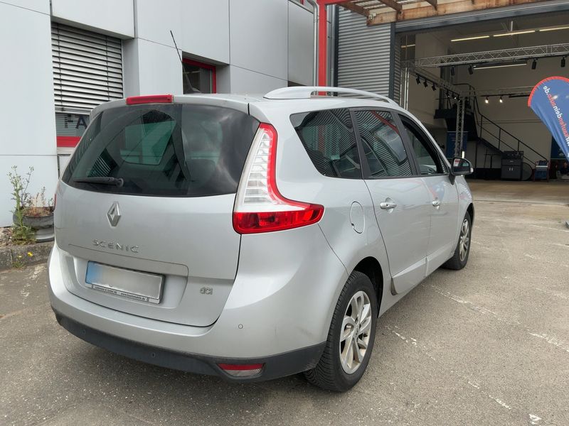 Renault Grand Scenic 1.5 dCi Limited 2015 – снимка 8