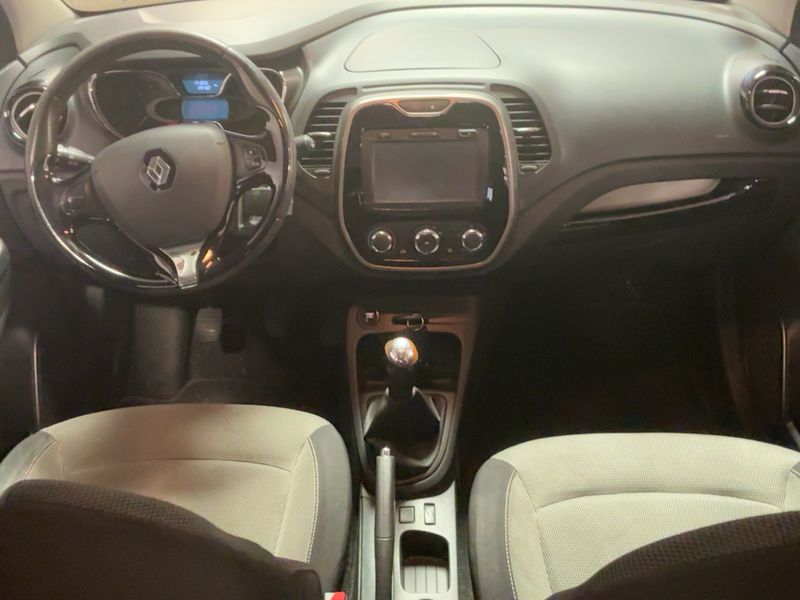 Renault Captur 1.5 dCi Energy Business Eco2 2014 – снимка 17