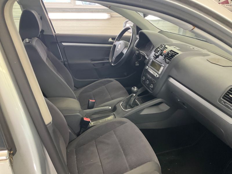 Volkswagen Jetta 1.6 Comfortline 2007 – снимка 3