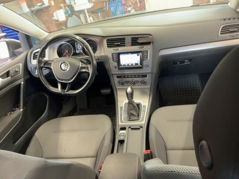 Volkswagen Golf VII 1.6 TDI Comfortline BlueMotion Tech 2014 – снимка 18
