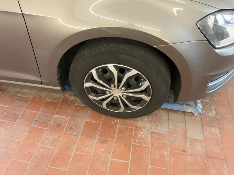 Volkswagen Golf VII 1.6 TDI Comfortline BlueMotion Tech 2014 – снимка 11