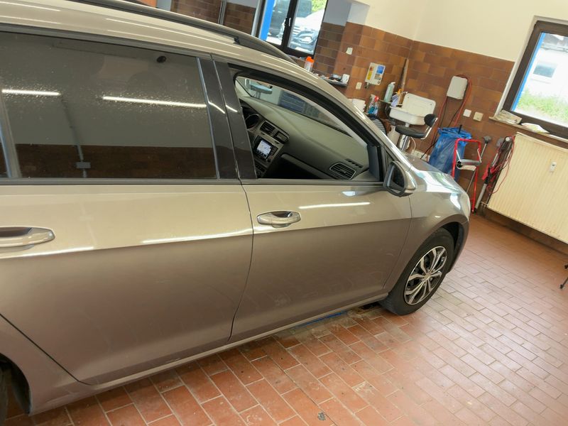 Volkswagen Golf VII 1.6 TDI Comfortline BlueMotion Tech 2014 – снимка 10