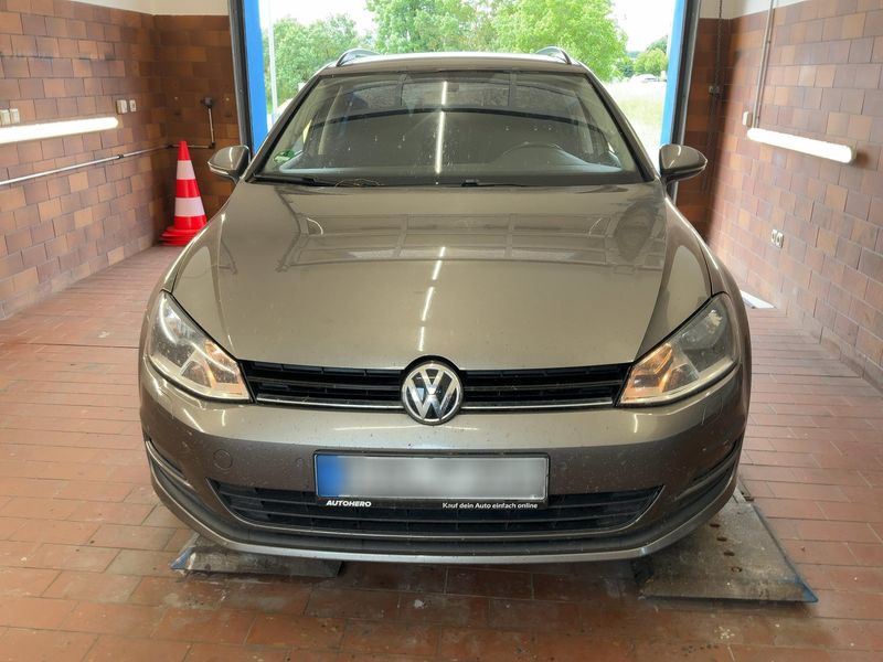 Volkswagen Golf VII 1.6 TDI Comfortline BlueMotion Tech 2014 – снимка на щета 14