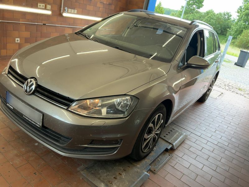 Volkswagen Golf VII 1.6 TDI Comfortline BlueMotion Tech 2014