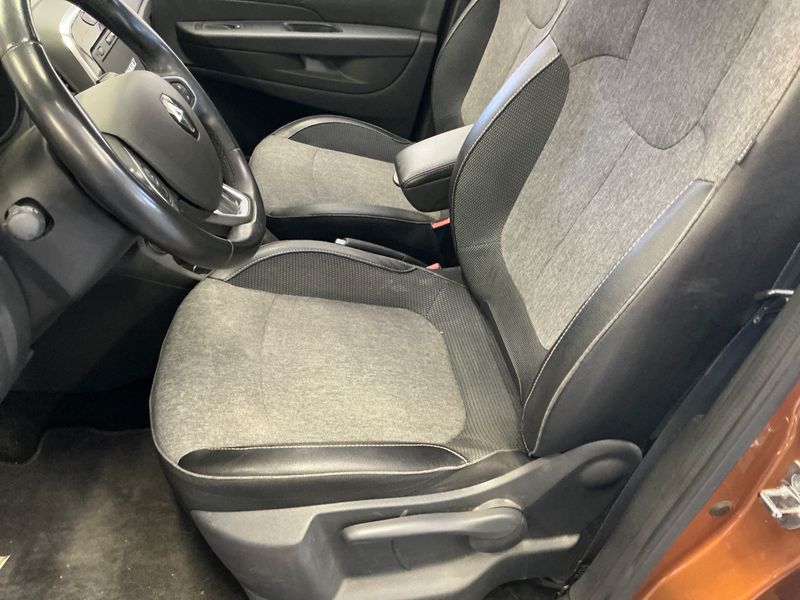Renault Captur 1.5 dCi Intens 2019 – снимка 25