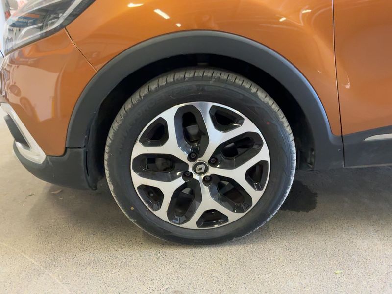 Renault Captur 1.5 dCi Intens 2019 – снимка 3