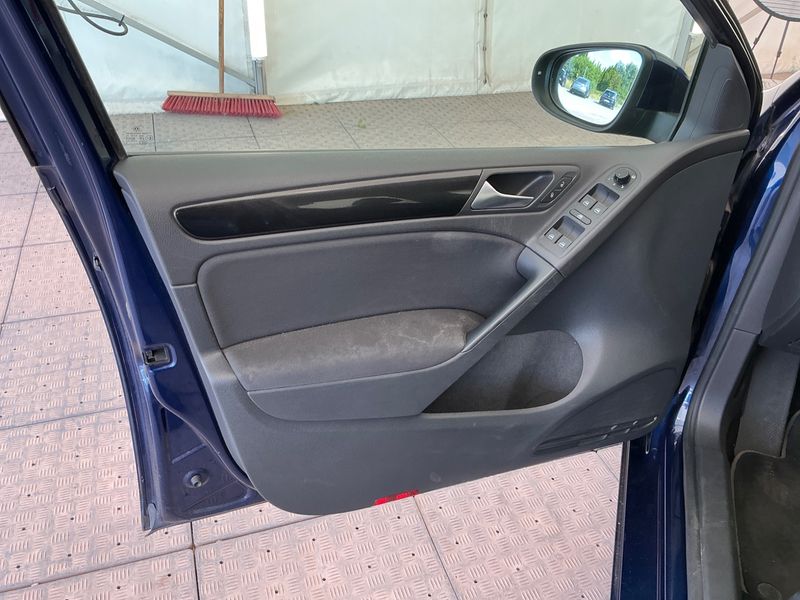 Volkswagen Golf VI 1.4 TSI Comfortline 2009 – снимка 23
